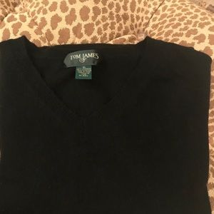 Tom James 100% Cashmere V-neck sweater